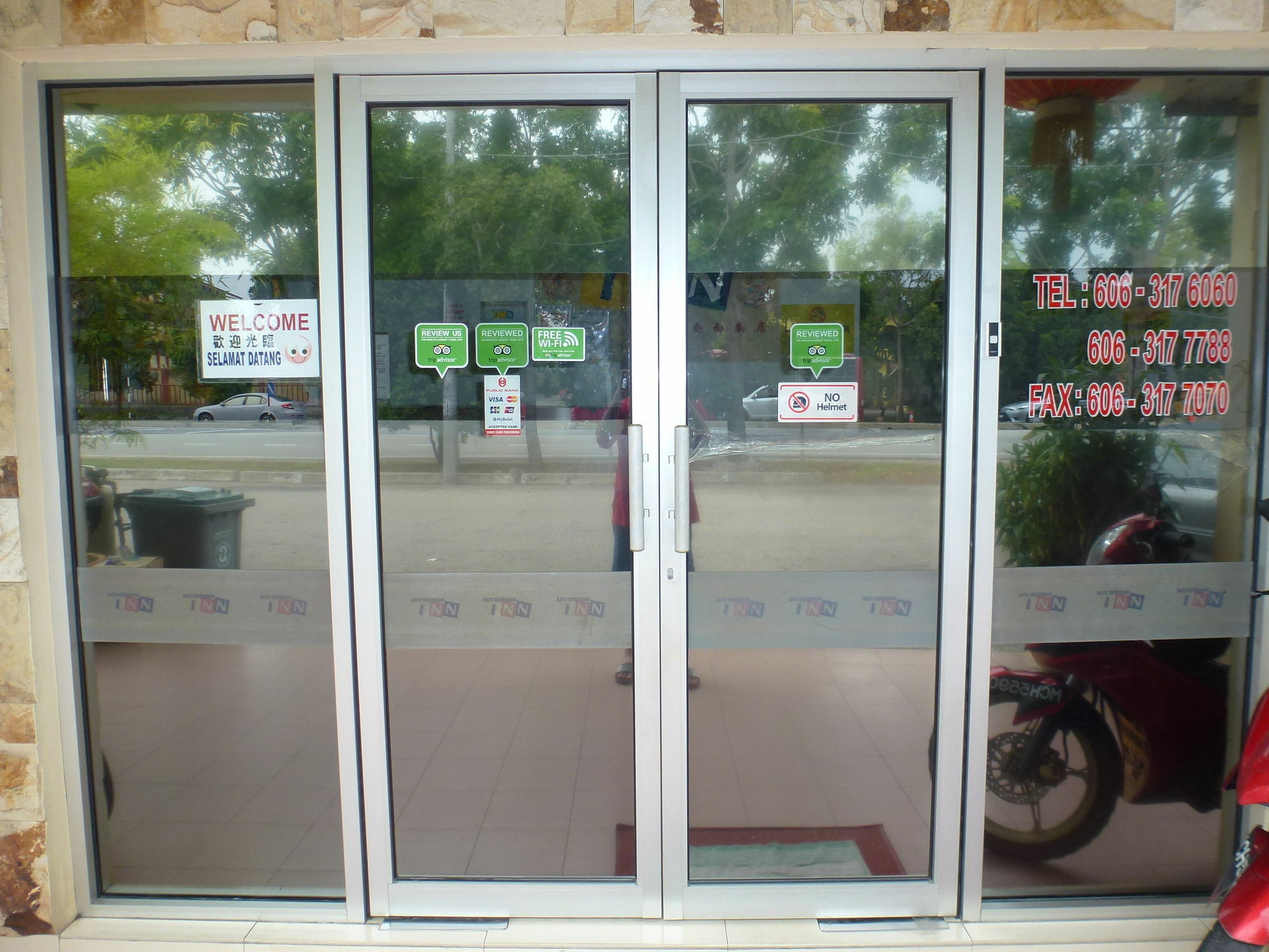 Batu Berendam Inn Kampong Sungai Putat ภายนอก รูปภาพ